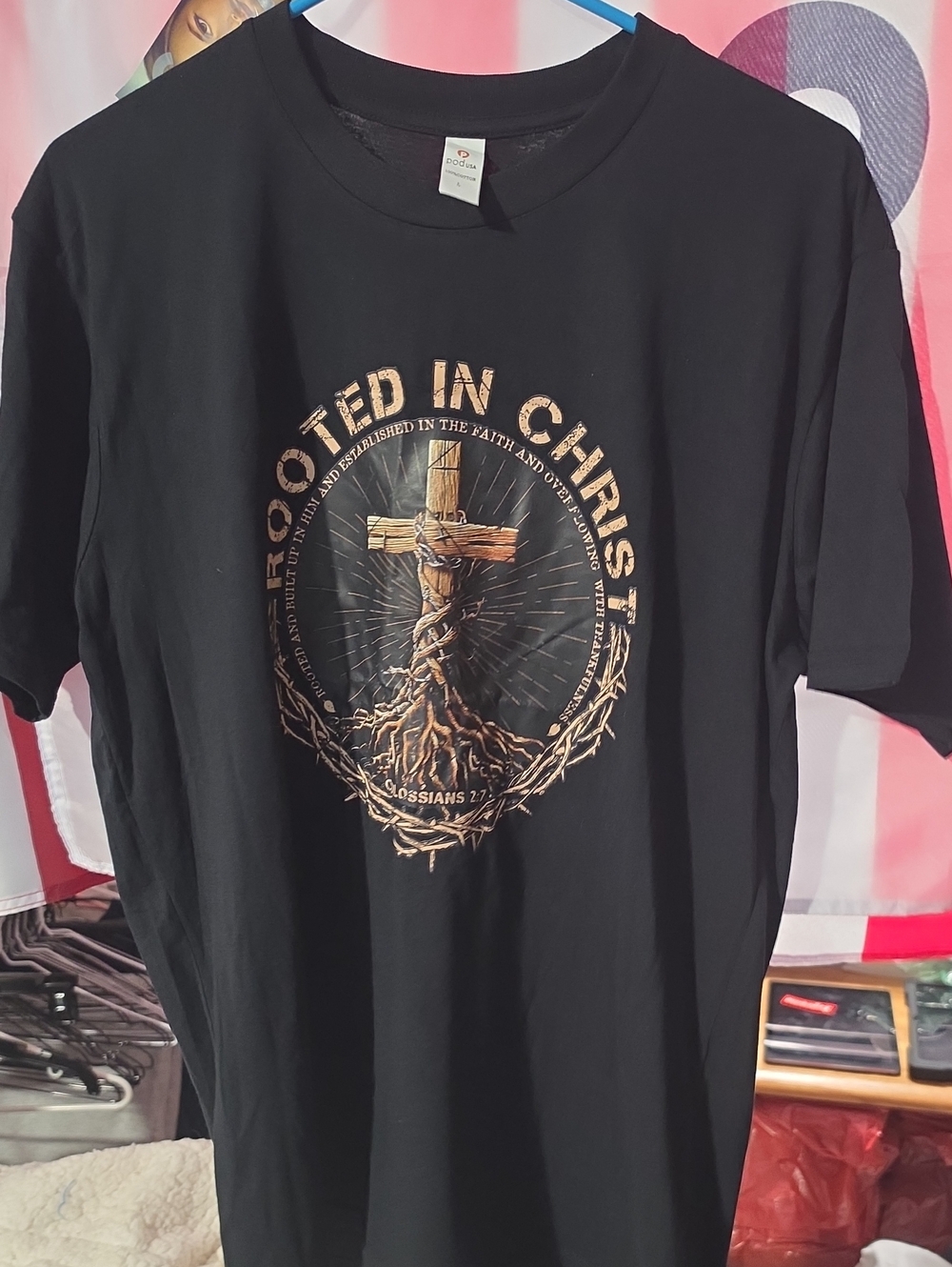 Rooted in Christ Short-Sleeve Graphic Tee - Black
